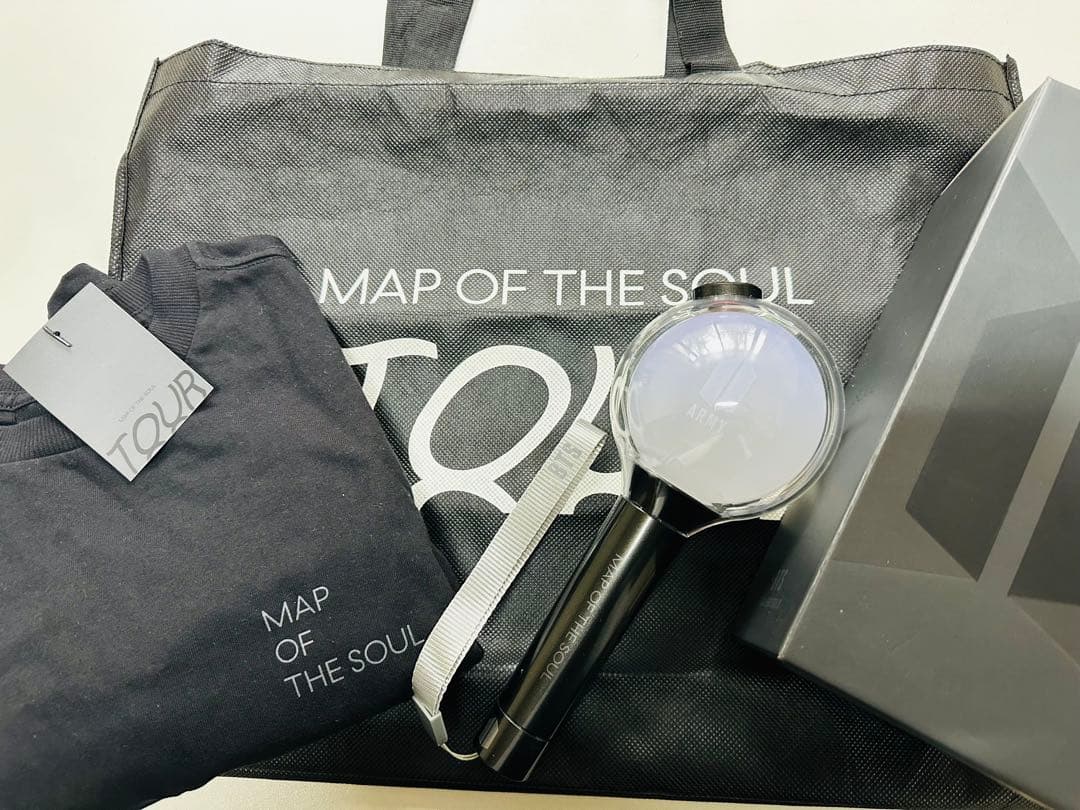 【貴重】BTS MAP OF THE SOUL TOUR 公式グッズ ※おまけ付