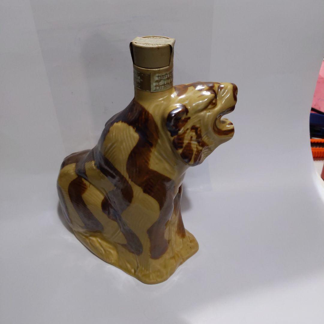 サントリーローヤル・干支ボトル【寅歳】