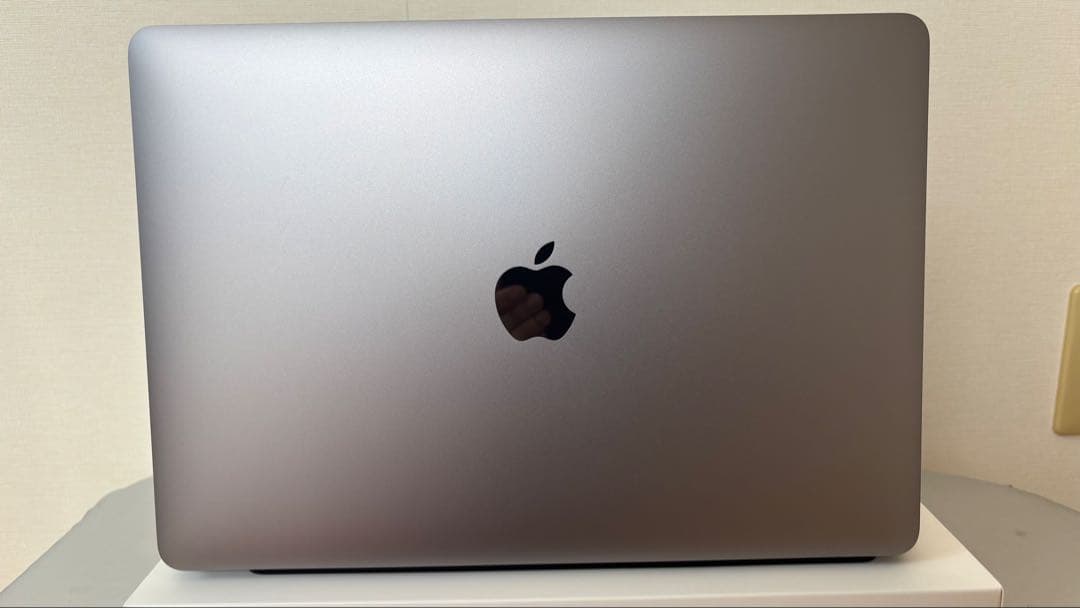 【美品】MacBookPro 13インチ M1 8GB/256GB