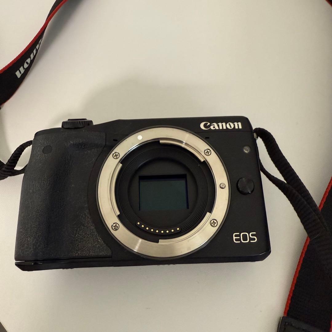 【良品】【動作確認済み】 CanonキャノンEOS m3ミラーレス一眼カメラ