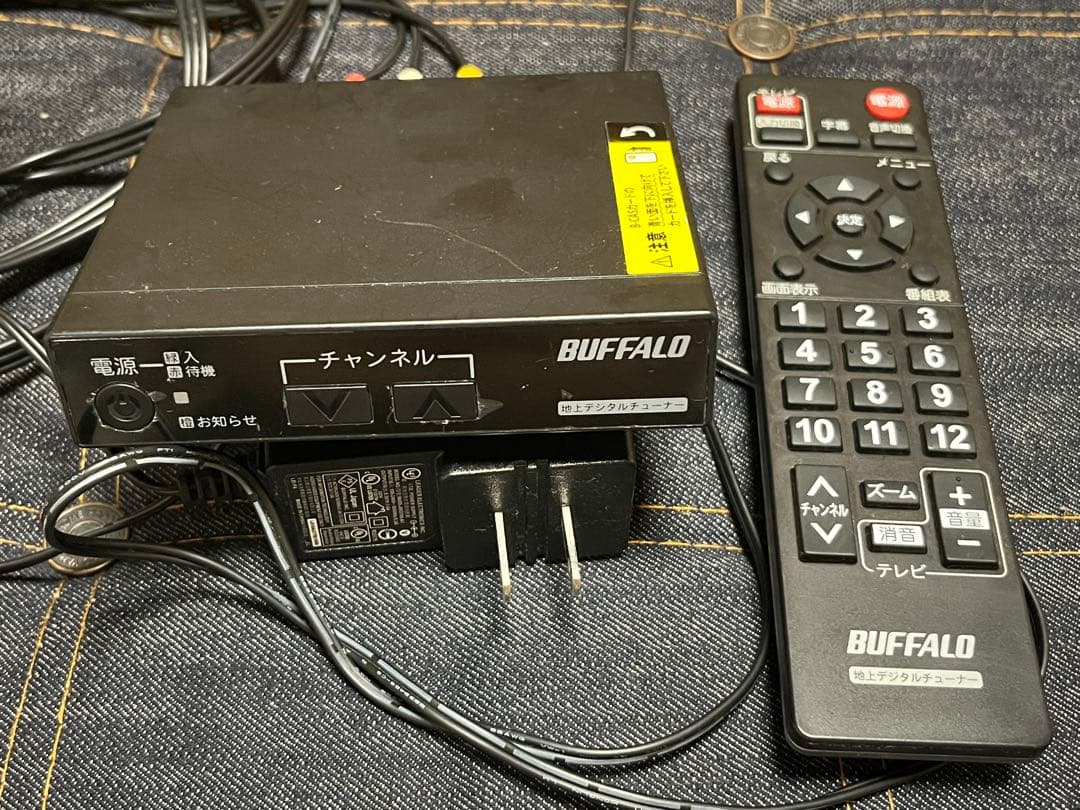 7型ワンセグ液晶テレビ　地上デジタル放送チューナー　セット