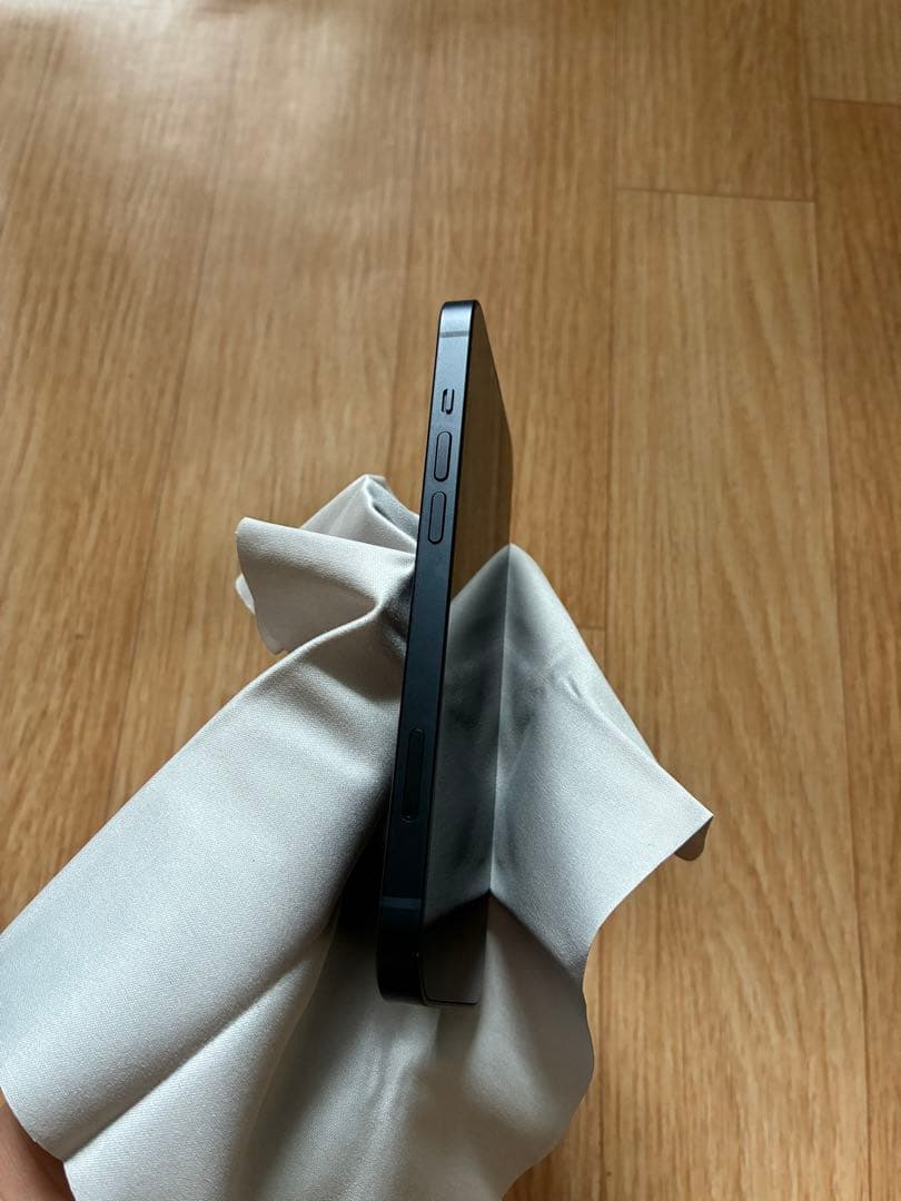 Apple iPhone 13 ブラック simフリー