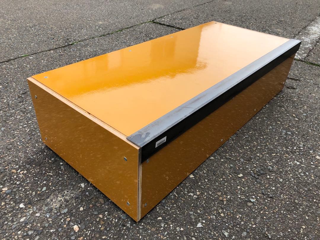 【在庫一個】スケボーセクション　カーブボックス　スケートボードパークマニュアル台