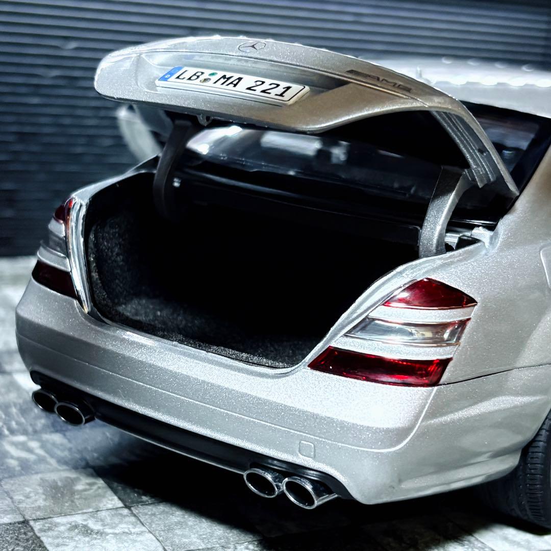 激レア 1/18 AUTOart メルセデス・ベンツ S63 AMG Ｗ221