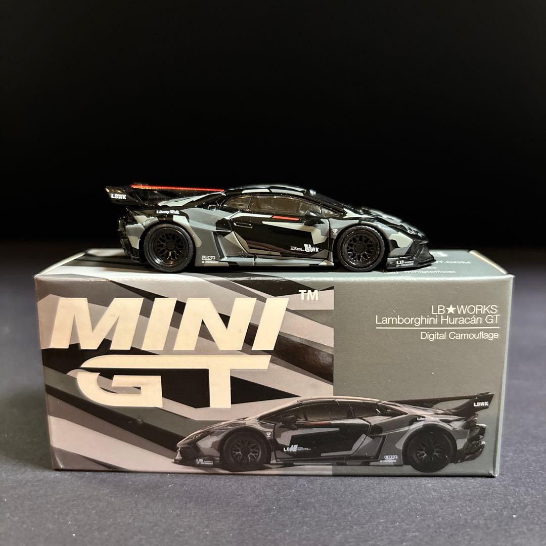 MINIGT LBWK 1/64 ランボルギーニ ウラカン カモフラージュ
