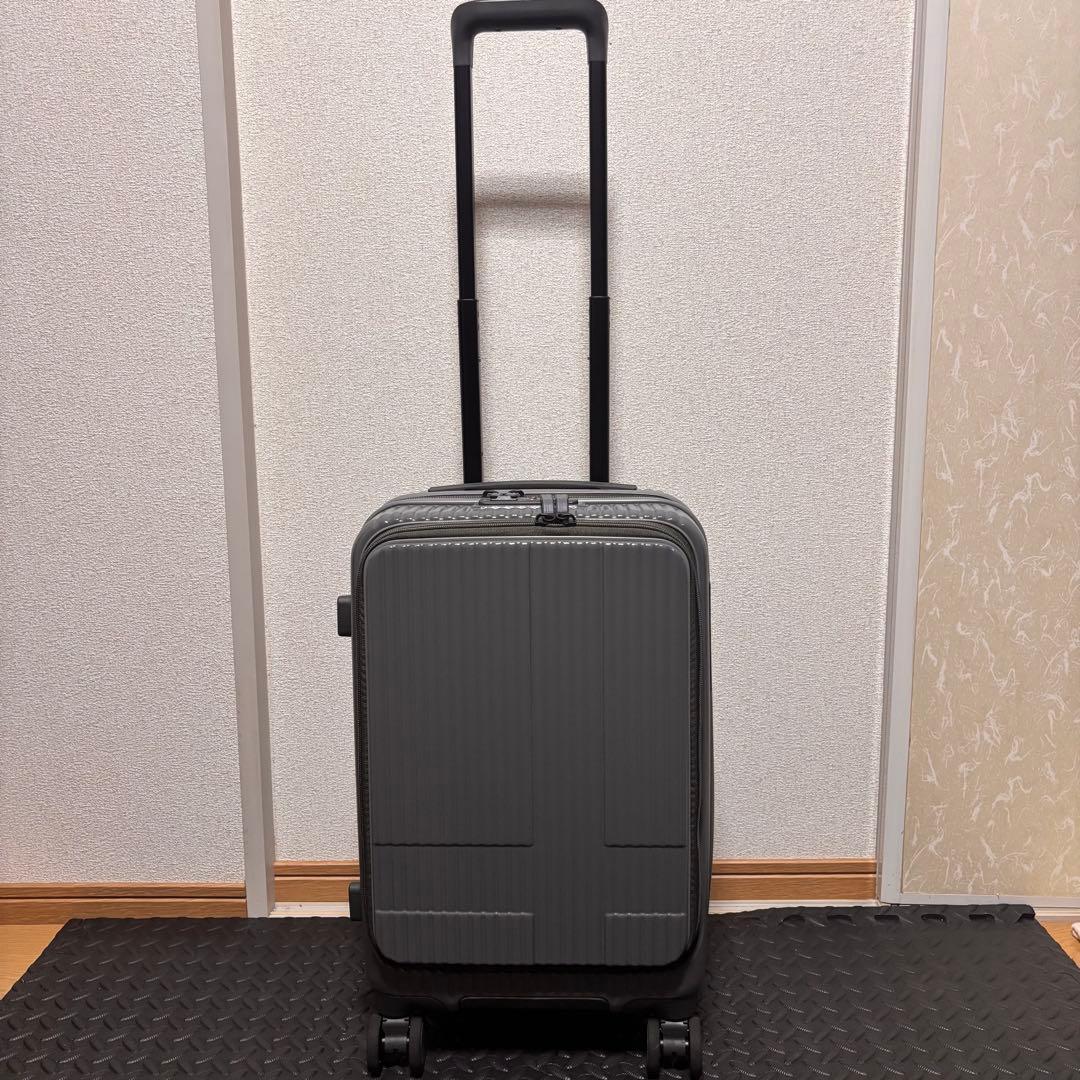 ふう【美品】イノベーター キャリーケース 38L スティールグレー