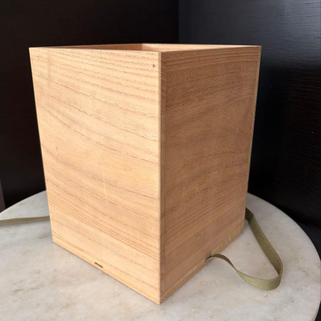 人間国宝 錦山窯三代 吉田美統 九谷焼『釉裏金彩芙蓉文 花生』