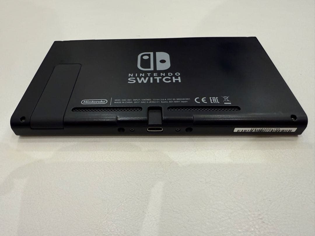 Nintendo Switch 本体 おまけ 純正ドック ジョイコングリップ