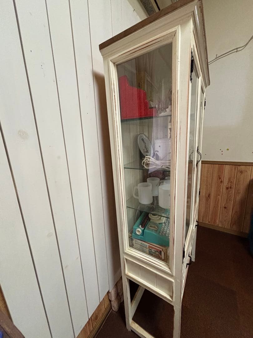 Omi　シャビーホワイトな医療棚風キャビネット