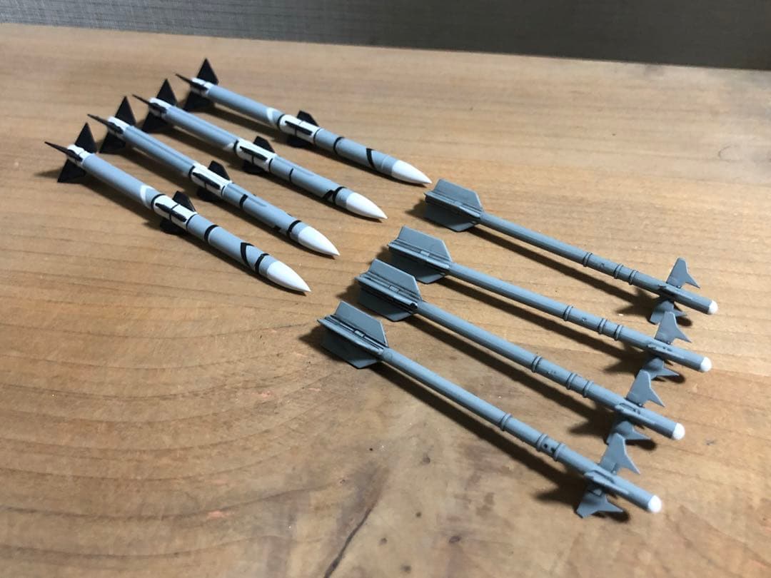 航空自衛隊　F-2B プラモデル