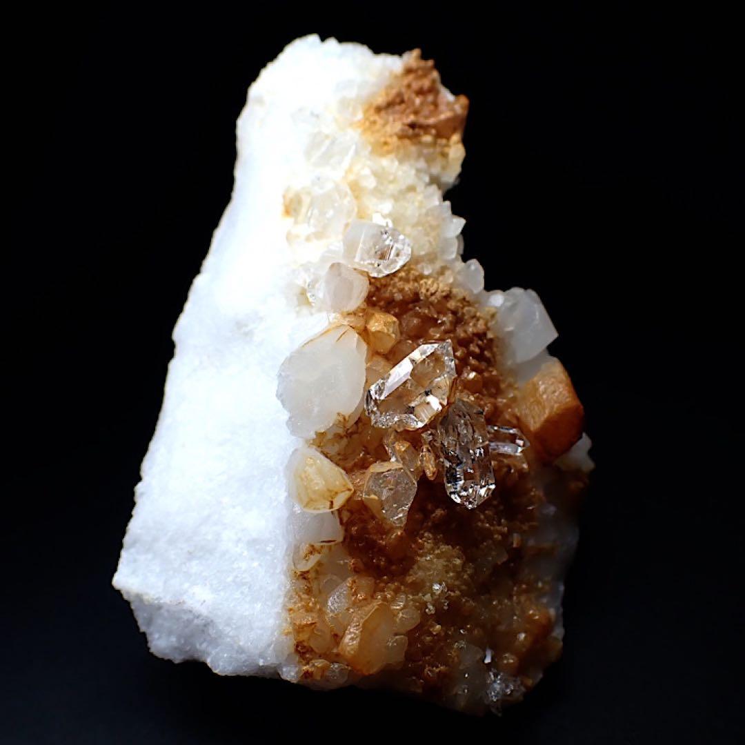 【イタリア/カラーラ産】ダイヤモンドクォーツ