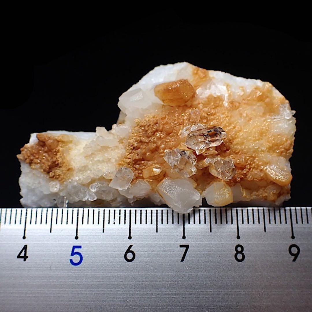 【イタリア/カラーラ産】ダイヤモンドクォーツ