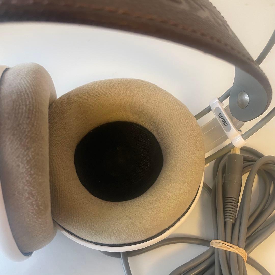 AKG モニターヘッドホン K701-Y3