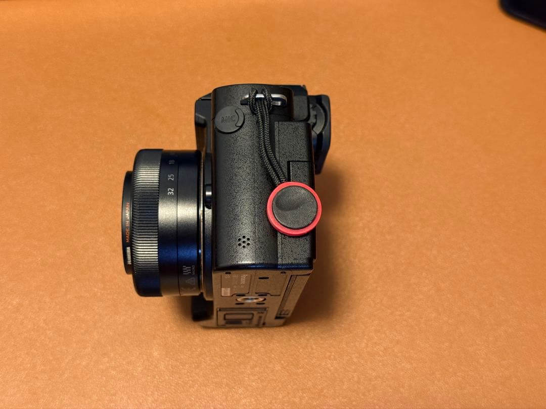 LUMIX DC-G100DV デジタルカメラ 本体と付属品