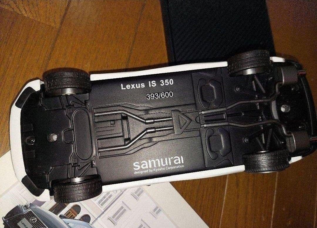1/8京商サムライレクサスIS 350