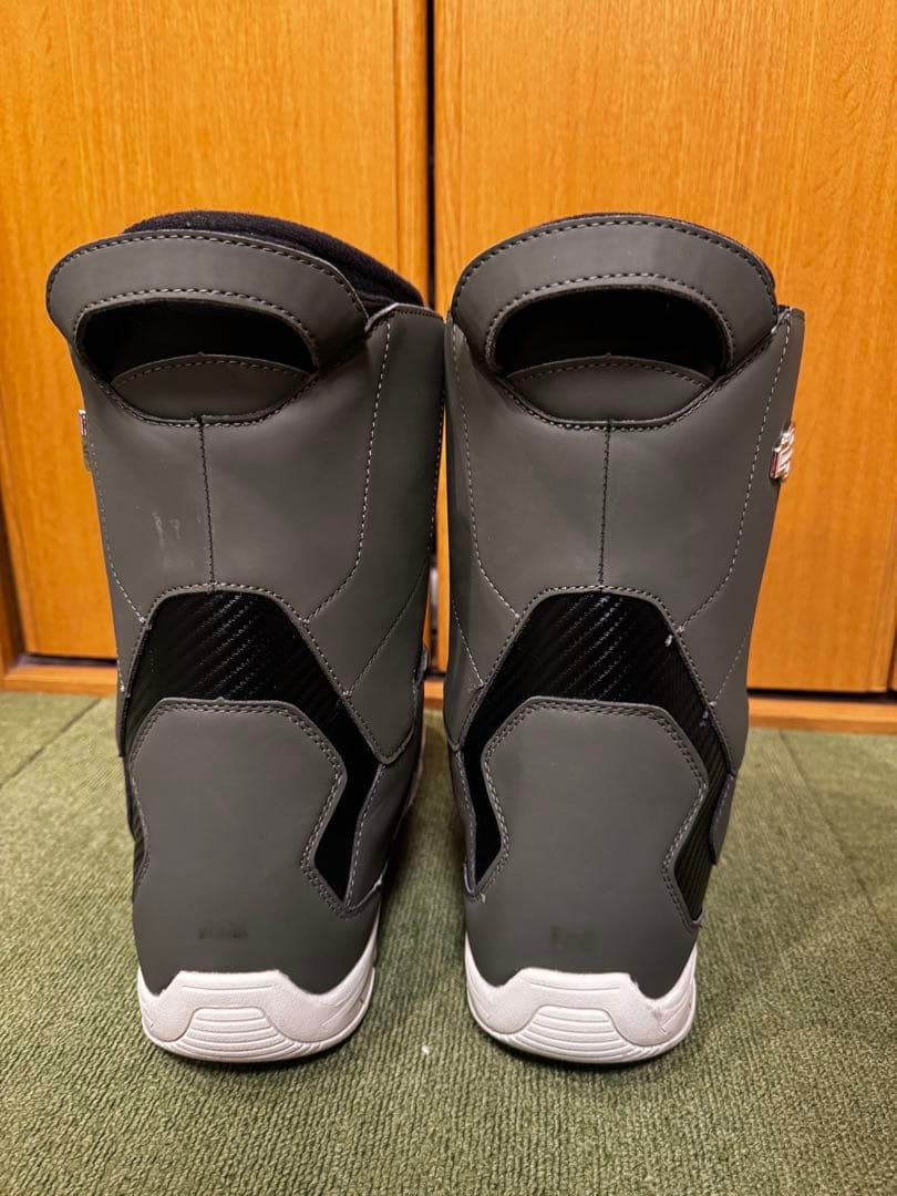 DIVISION 23 スノーボードブーツ 28㎝