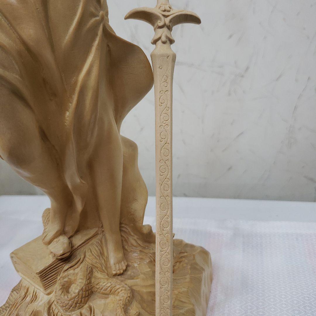 Ｂフライデー蔵出特価希少彫り裁判所のシンボルヒバ材 正義の女神像ユースティティア