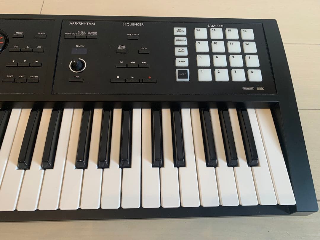 鍵盤楽器 Roland FA-06