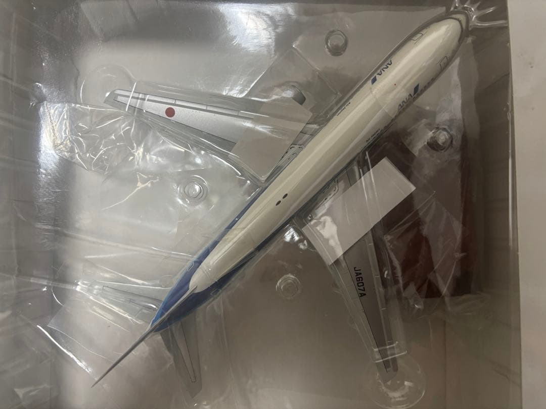 全日空商事　1/200 B767-300ER JA607A