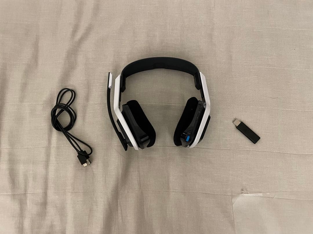 ASTRO A20 ワイヤレス　ヘッドホン