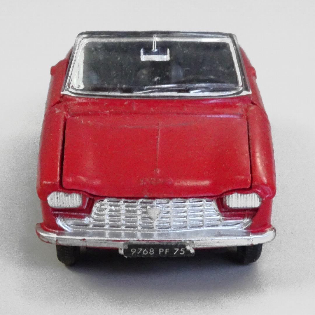 プジョー 204 カブリオレ - フランス ディンキートイズ #511