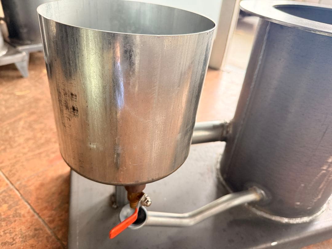 廃油ストーブ　耐熱塗装無し