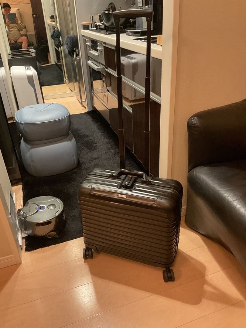 極美品　リモワ　rimowa トパーズ　ステルス　26L