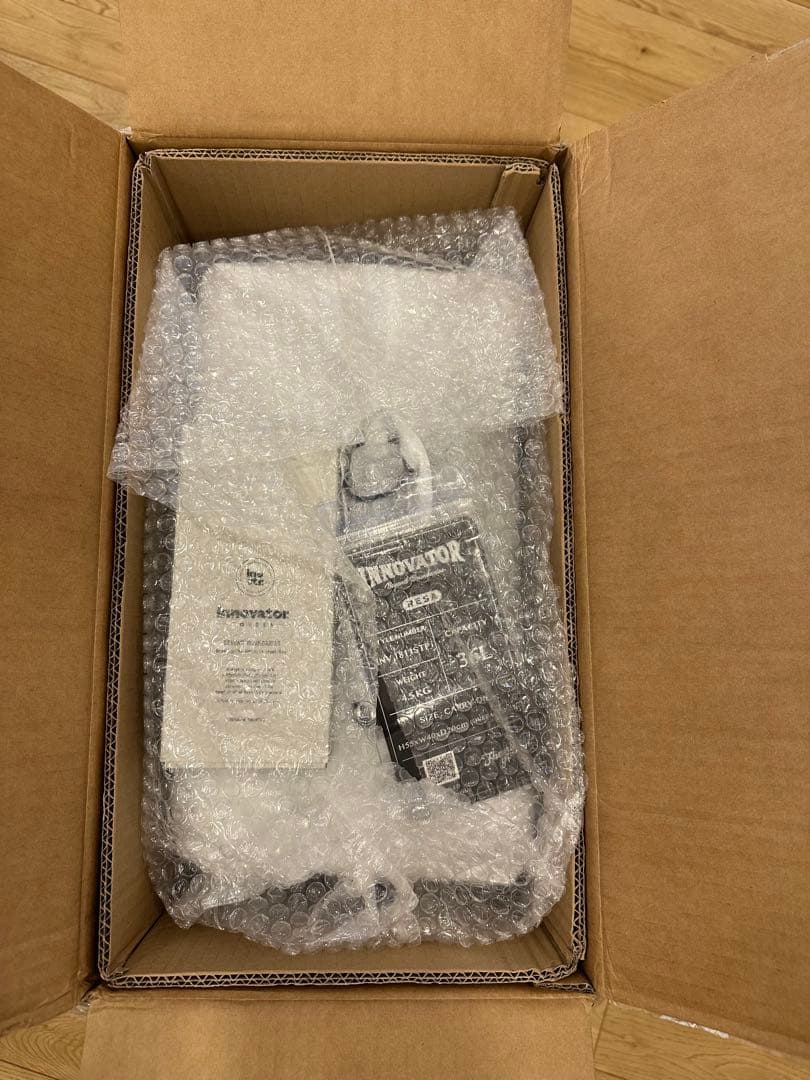 【新品・未使用品】innovator アルミスーツケース 限定色 36L