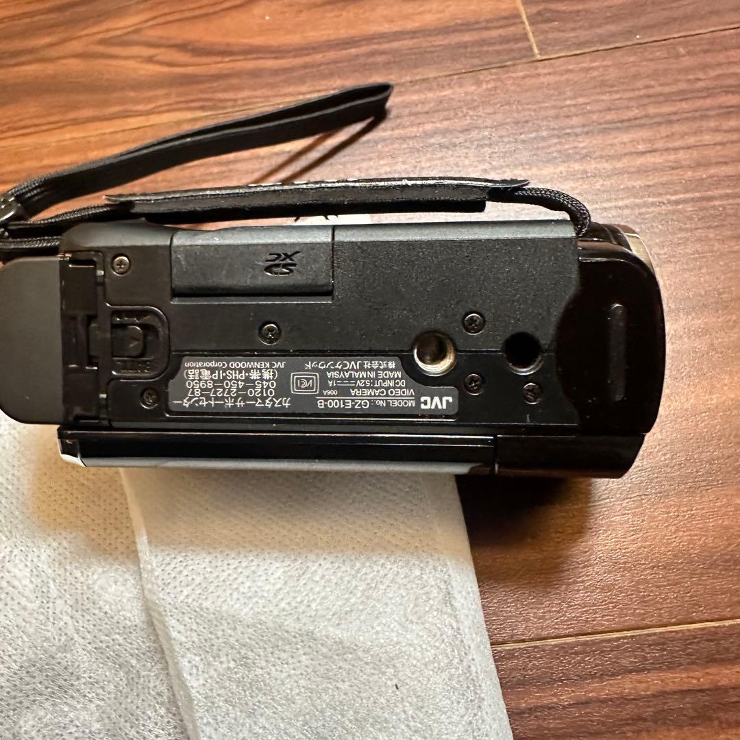 Victor JVC GZ-E10-S ビデオカメラ 動作確認済み 2676