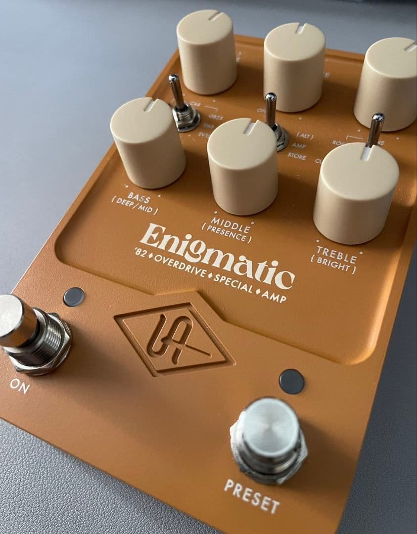 UAFX Enigmatic 箱付き（美品中古）