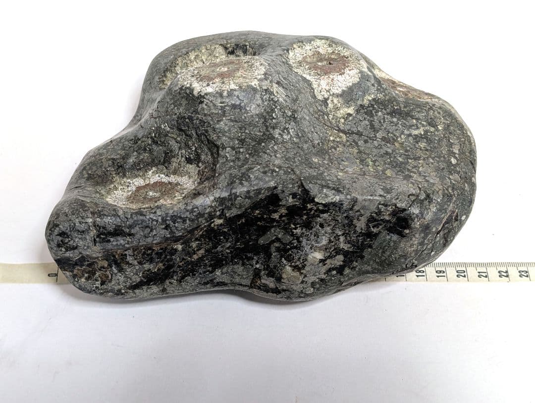 菊花石　天然石　オブジェ　置物