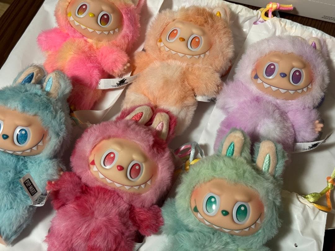 THE MONSTERS Big into Energy Labubu アソート