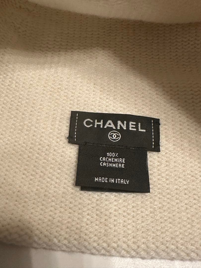 CHANEL ホワイト ニット帽 CCロゴ
