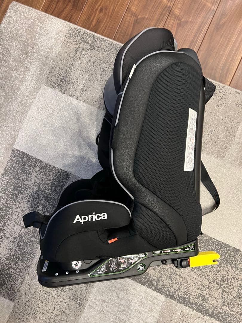 Aprica formfit フォームフィットISOFIX