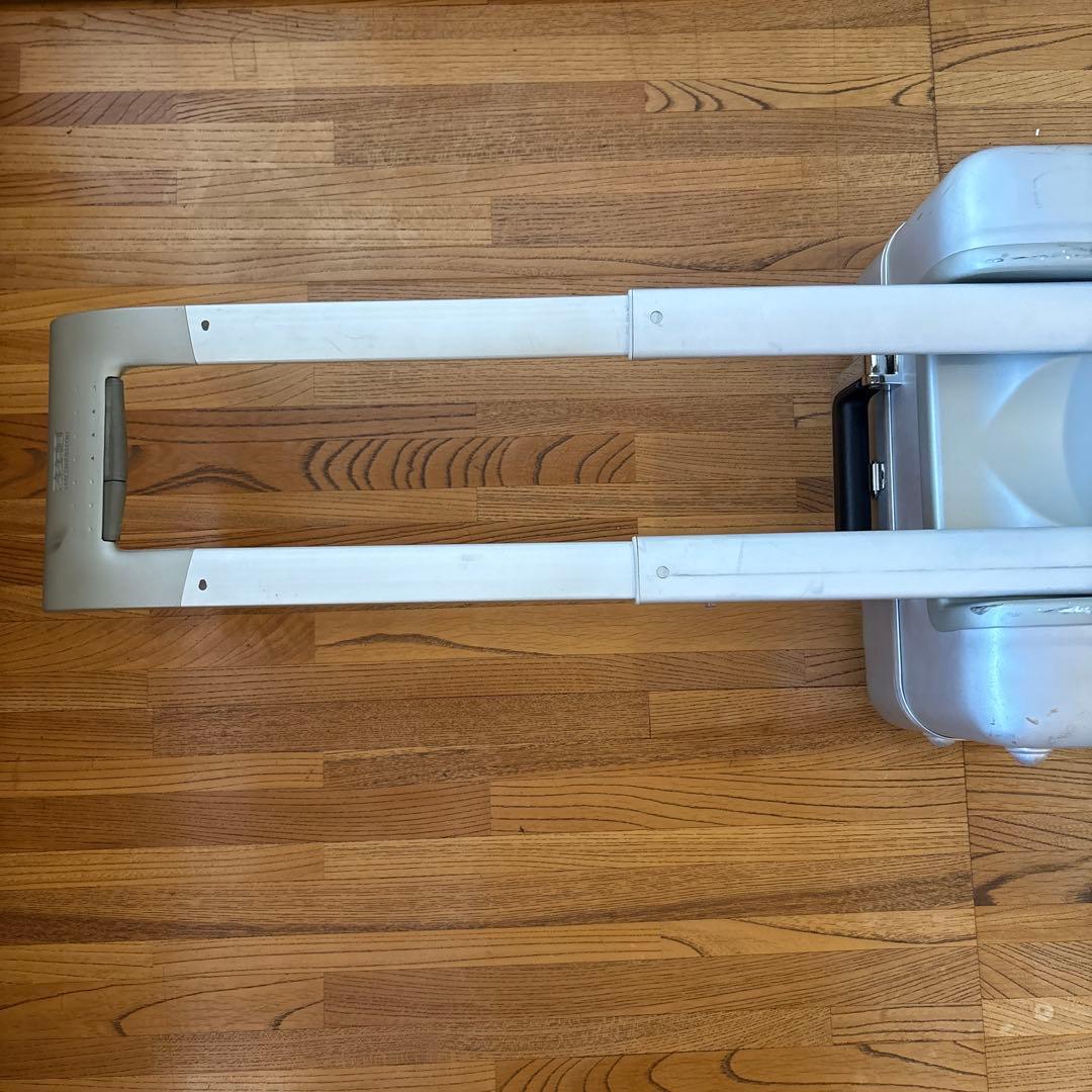ゼロハリバートン スーツケース 小型・2輪