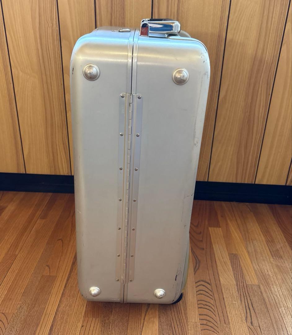 ゼロハリバートン スーツケース 小型・2輪