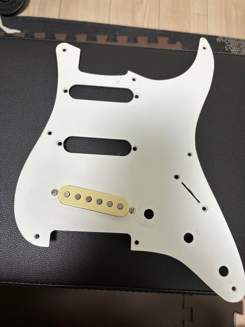 fender mexico ストラトキャスター　セイモアダンカン