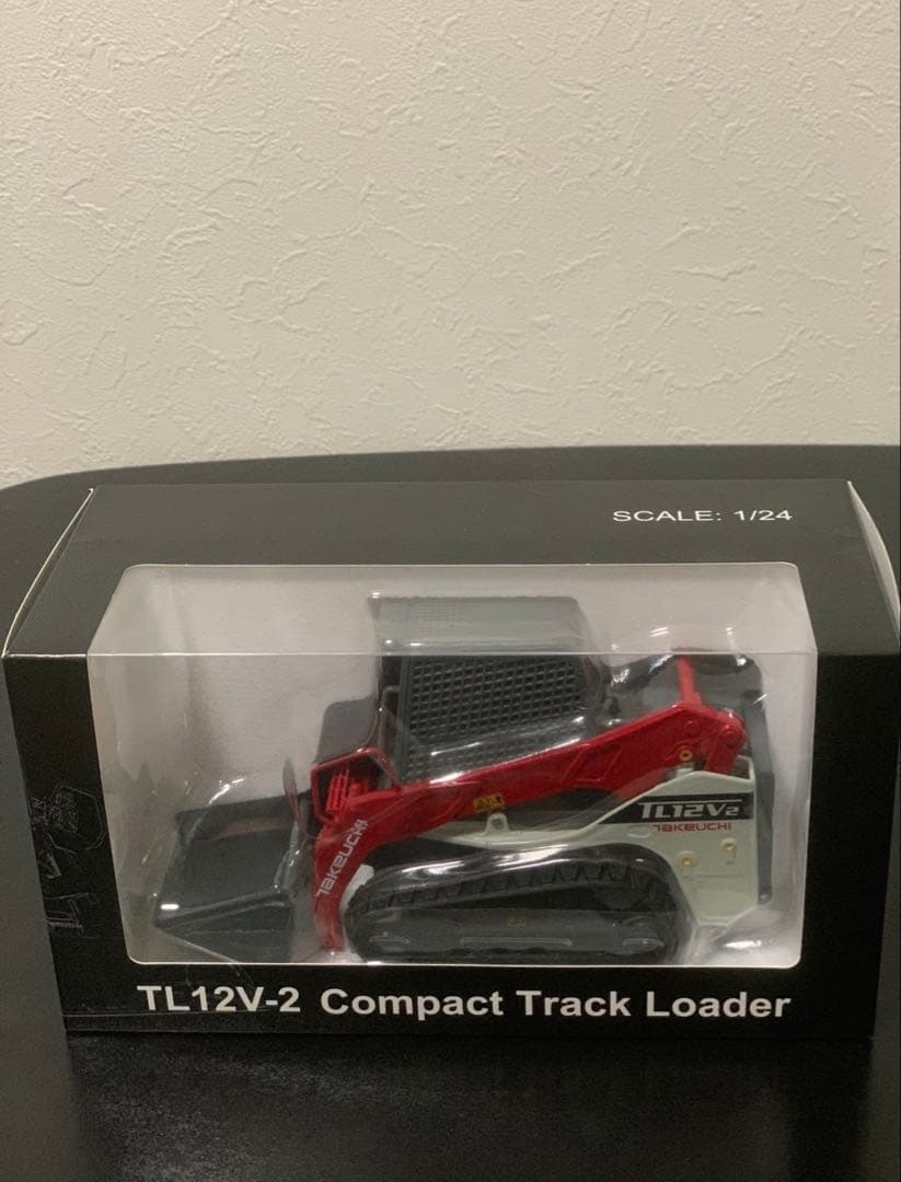 TAKEUCHI TL12V2 ミニカー 赤/灰色1/24