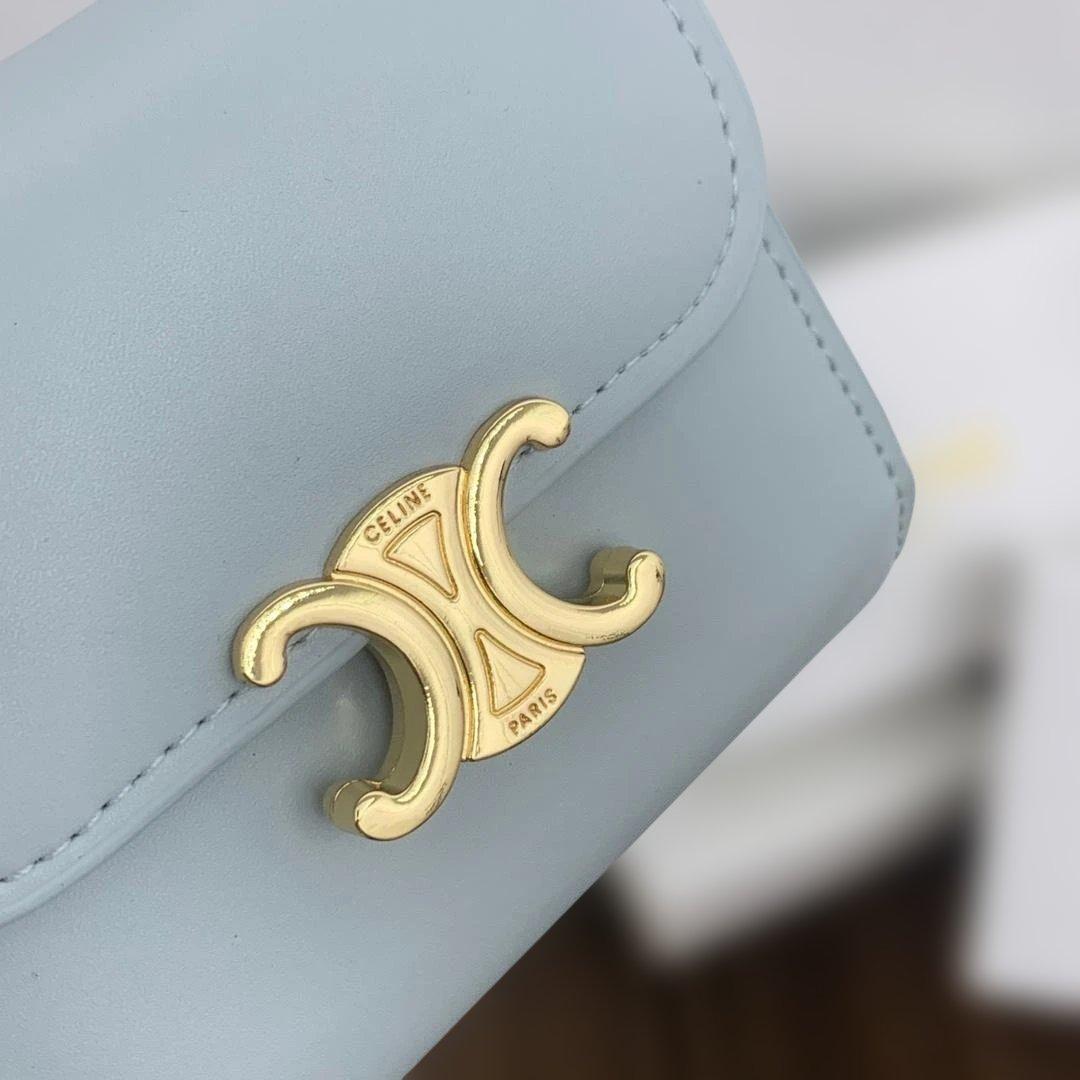 ライトブルー 三つ折り財布