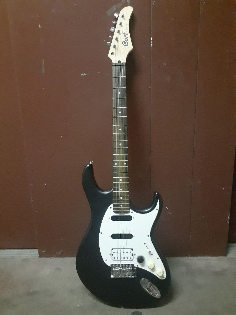 コルト！ギタージャンク扱いです。