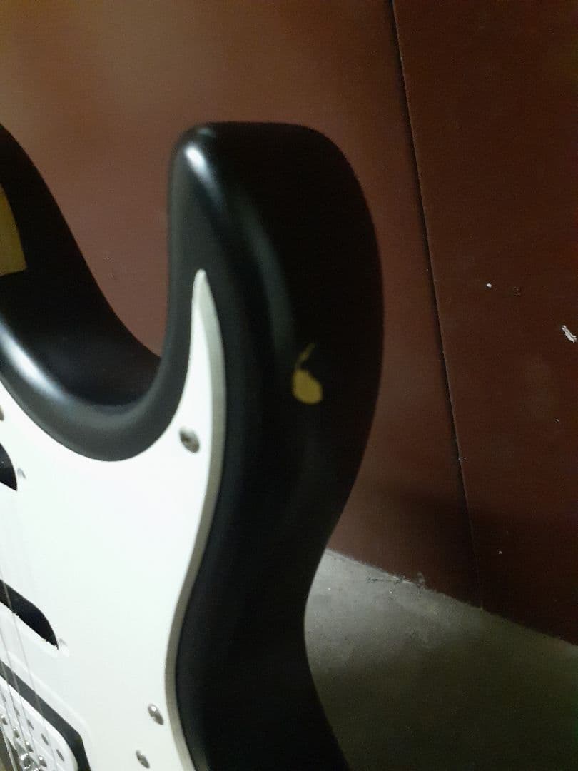 コルト！ギタージャンク扱いです。