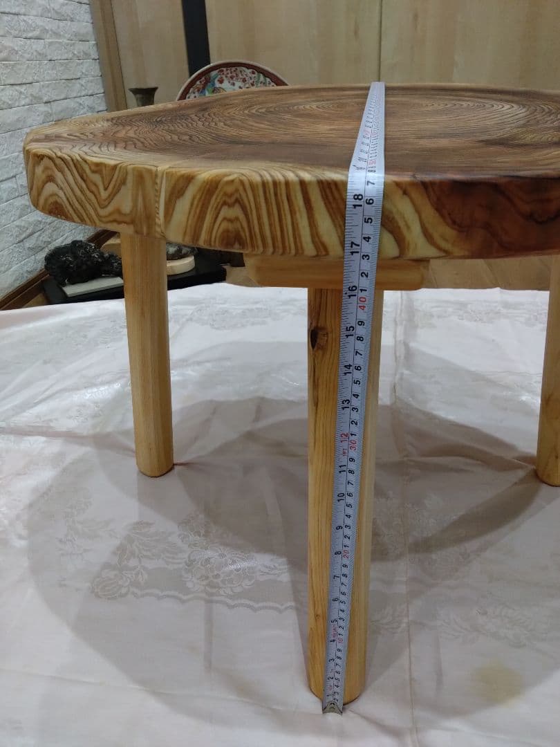 杉の輪切り円形ローテーブル㉔　桜❕桜様樹齢約70年杉の年輪が綺麗