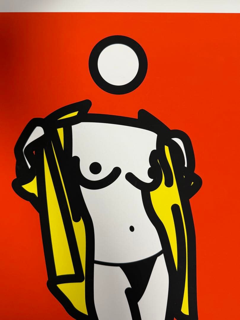 ジュリアンオピー◇Woman taking off man’s shirt