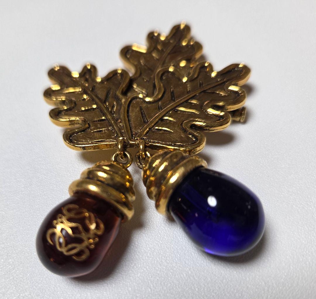 ヴィンテージ LOEWE ロエベ ピンブローチ 木の実 GOLD