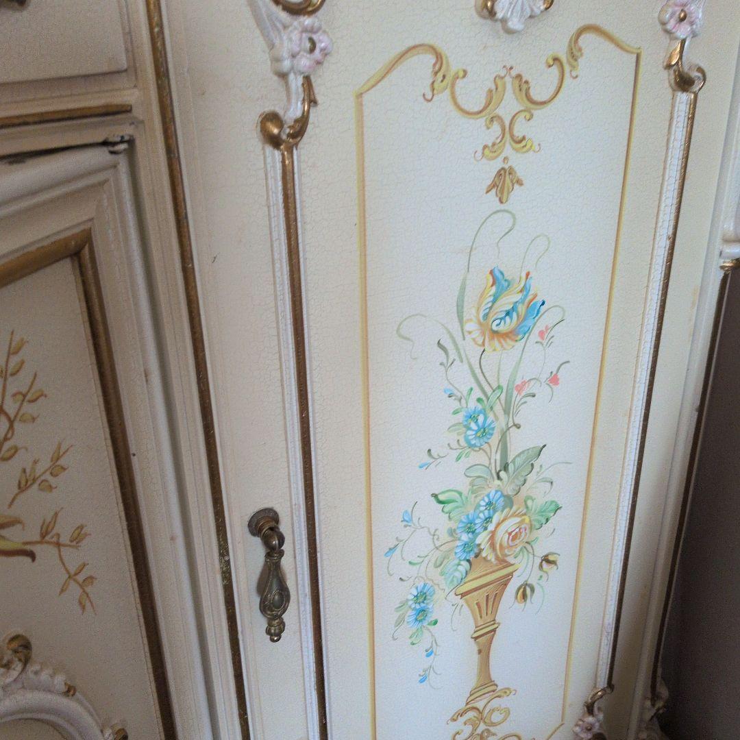 コッペ アイボリー フローラルペイント キャビネット