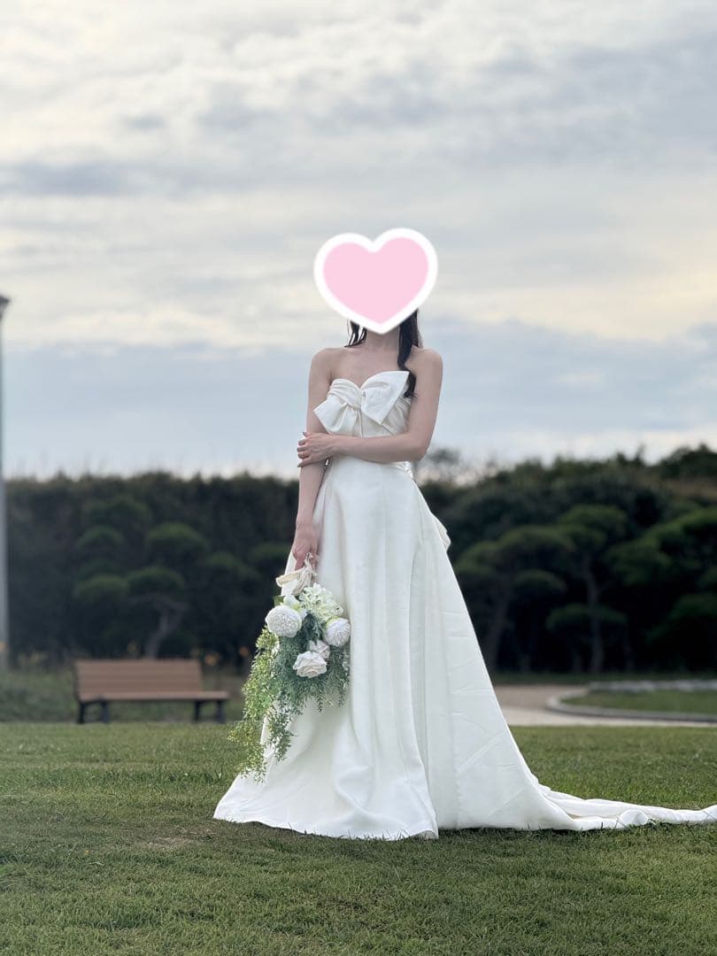 ウェディングドレス ストラップレス サテン