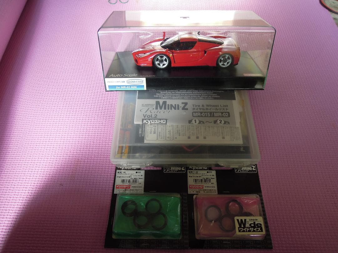 京商 ミニッツ MR-02 エンツォフェラーリ