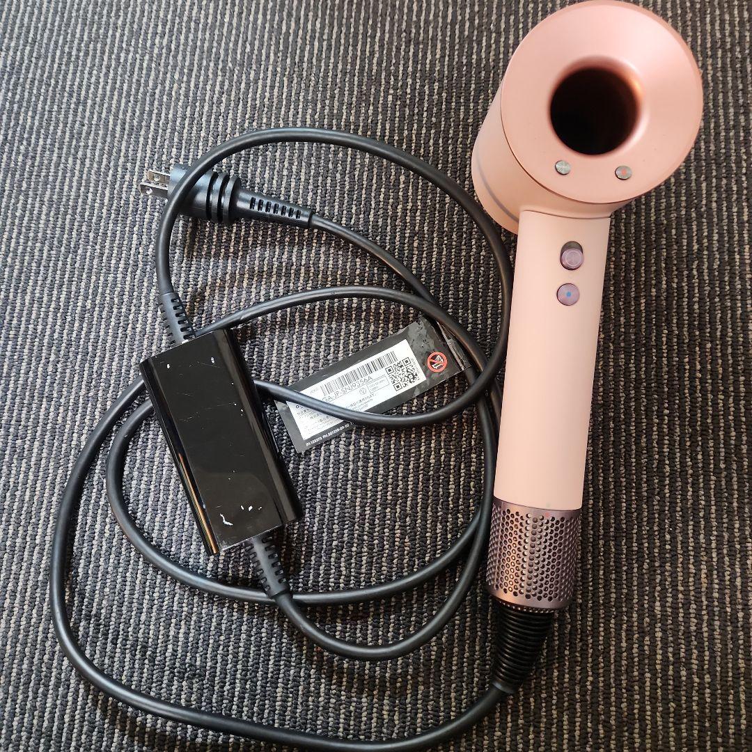 Dyson ヘアドライヤー 　HD08