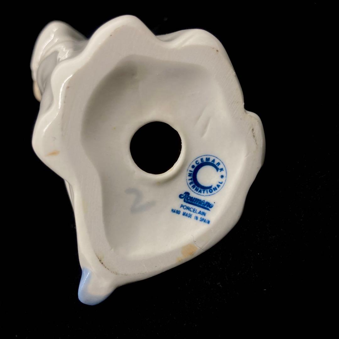 Roumano少女と猫の陶器置物⭐︎