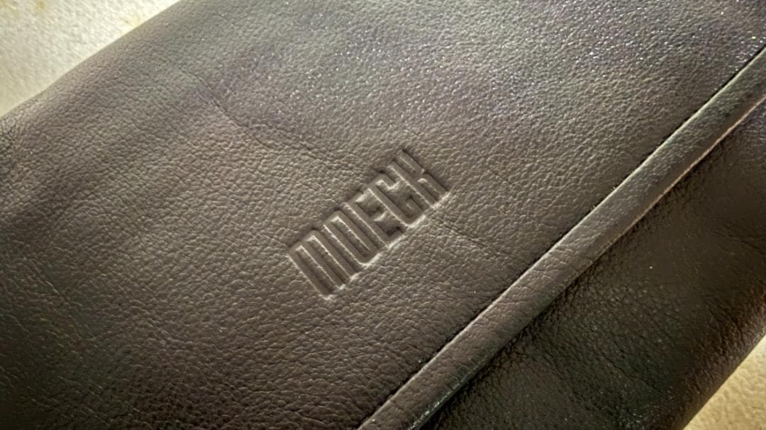 MOECH（メック）テナーリコーダー用レザーバッグ：Z1250